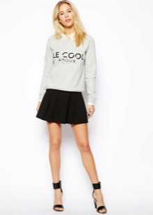 Sun skirt and bright print t-shirt