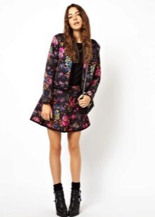 Unusual floral print sun skirt