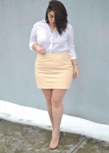 short skirt for overweight women