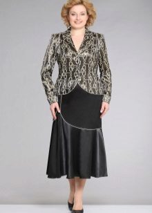 long skirt made of leather and fabric for overweight women