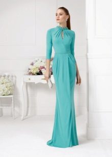 Dress with a nonstop arm