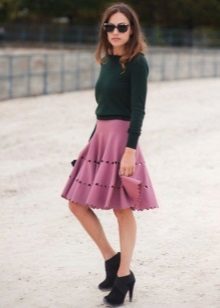 Skirts for girls with a figure like Pear