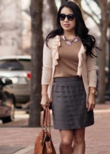 Cardigan in combination with a pear skirt for girls with a figure like Pear