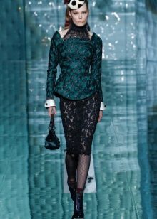 koronkowa spódnica w jesiennym stylu