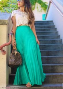 Skirt on the floor for the summer