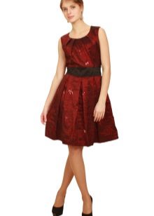 burgundy taffeta dress above the knee