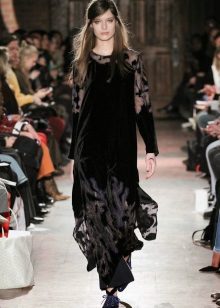 Loose dress from velor