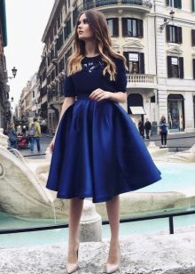 puffy navy midi skirt