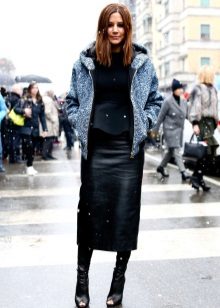 mid-length pencil skirt for winter
