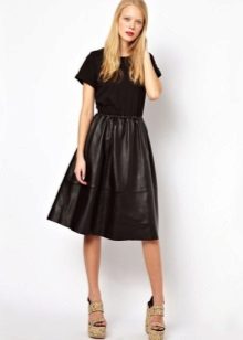 Half-skirt on an elastic band for girls with a figure like a slender column