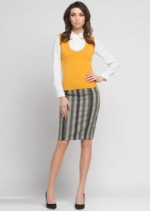 short straight vertical skirt