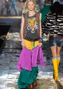 layered elastic skirt