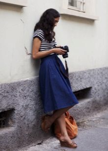 Fluffy blue skirt below the knee