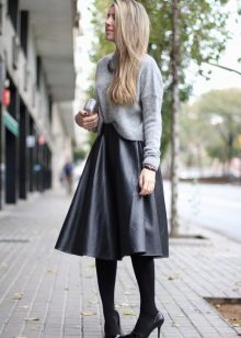 Leather fluffy skirt below the knee