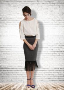 Business-style fringed skirt