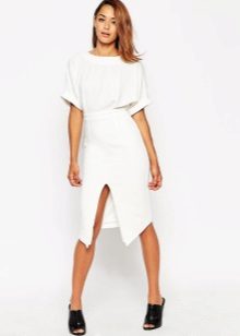 Medium length skirt with a slit