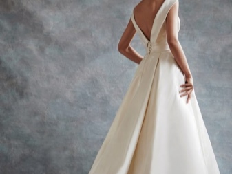 Puffy V-neck Back Wedding Dress