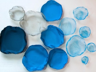 Circles for a flower