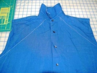 Drawing a neckline on a man’s shirt
