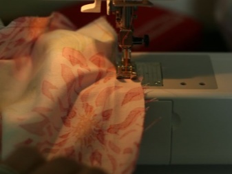 Bending the bottom of the dress - step 3