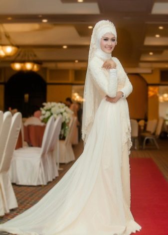 Muslim Train Wedding Dress