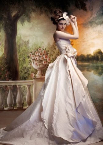 Wedding dress magnificent from Svetlana Lyalina