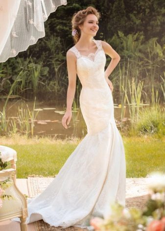 Wedding dress-transformer from Papilio long