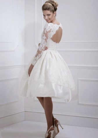 Partially open short wedding dress