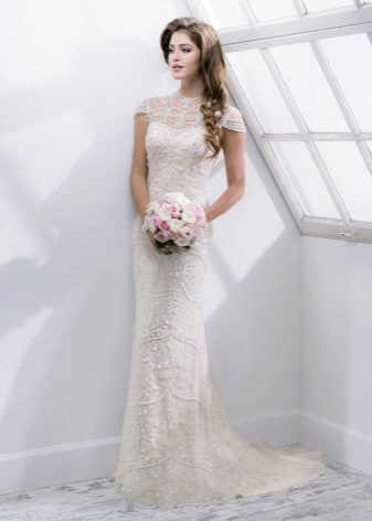 Closed wedding dress with rhinestones
