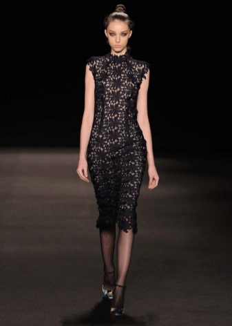 Short evening dress from Monique Lüller