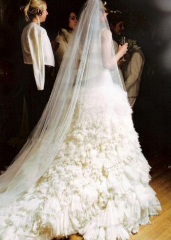 Wedding dress Elizabeth Hurley from Versace