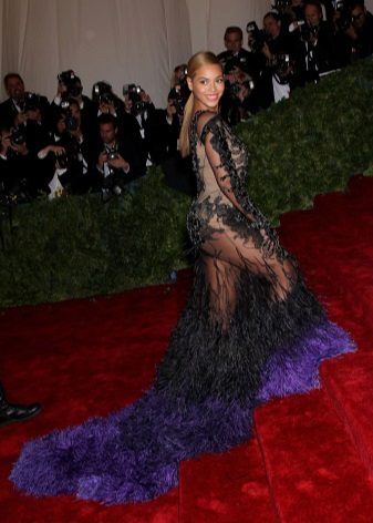 Givenshea Fringed Beyonce Evening Dress