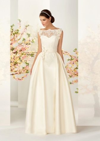 Ivory Wedding Dress