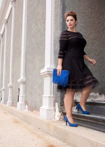 Medium length dress for overweight women