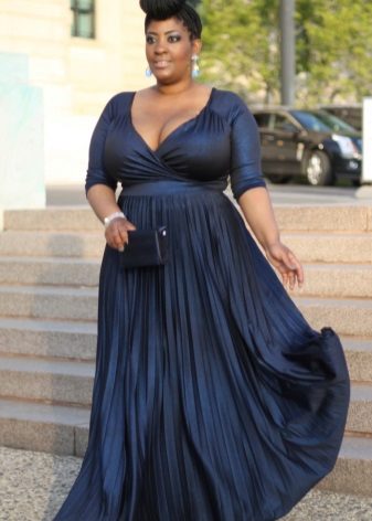 Vestit de nit de cintura alta per als greixos