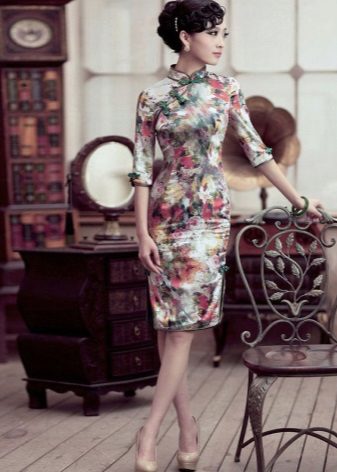 Chinese style qipao dress