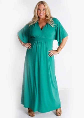 Long dress from knitwear for a full woman