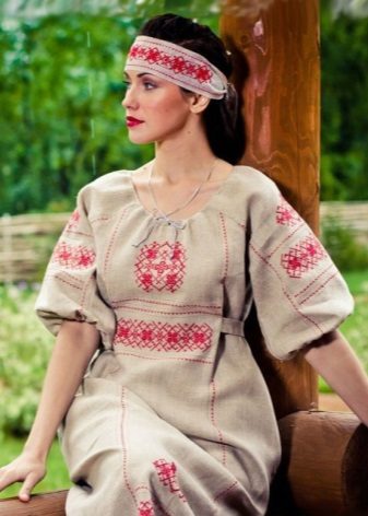 Dresses in Russian style