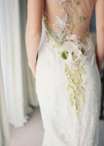 Flowers on the back of a wedding dress