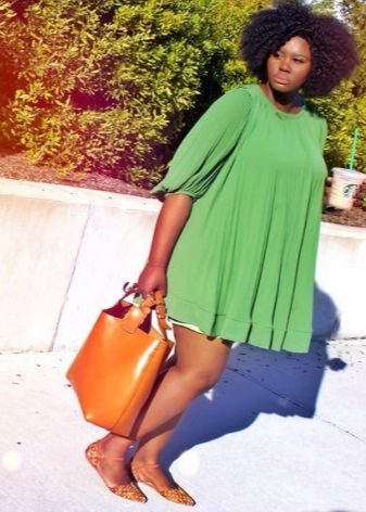 Green short tunic dress for overweight women