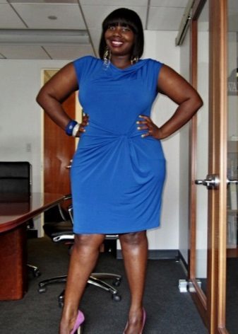 Office dress in blue with drapery at the waist for full