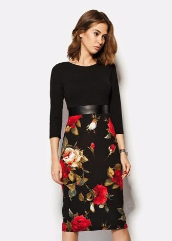 Dress with roses on a skirt