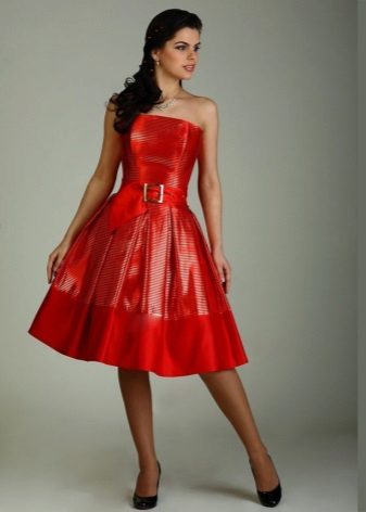 Dress Tatyana with open shoulders