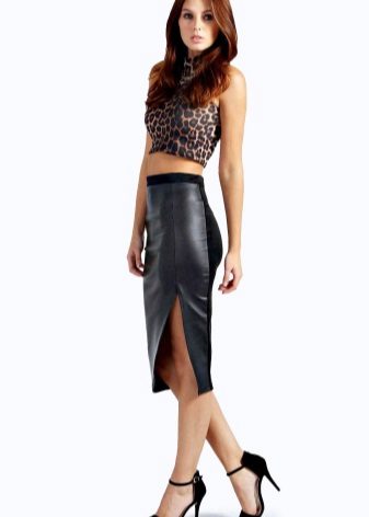 Pencil skirt