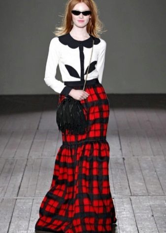 plaid skirt with a flounce at the bottom