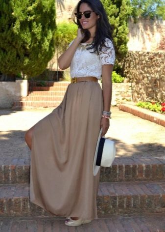 Half-skirt long skirt for girls with a slim figure