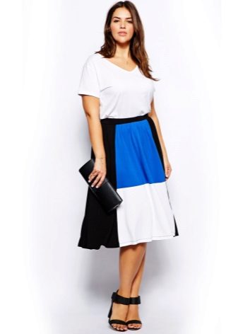 Flared skirt for overweight women
