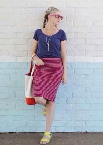 Straight Knitted Striped Skirt