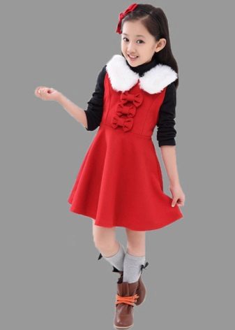 Winter dress with a fur collar for girls