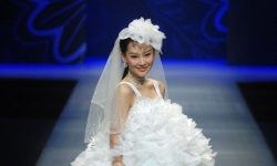 Missed: stylists called the most disastrous wedding dresses of stars